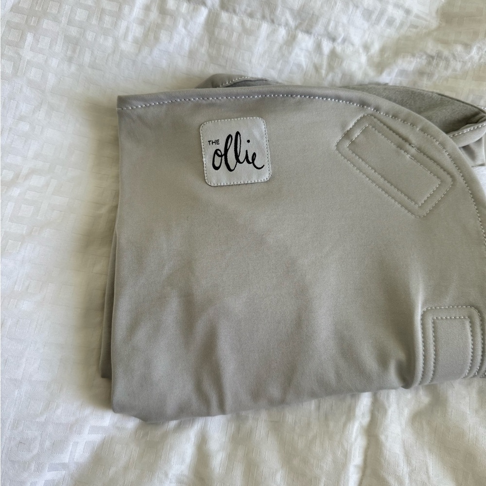 Like New Ollie Swaddle